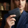 Tommy Hilfiger Saffiano Pasjeshouder - Luxe Heren Kaarthouder - Navy/Zwart - Broomium