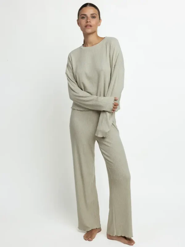 64638-0-000359 Admas Comfy Dames Pyjama Rondhals Lange Mouw – Grijs/Groen