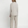 64643-0-000004-1 Admas Dames Pyjama Open Lange Mouw – Ecru